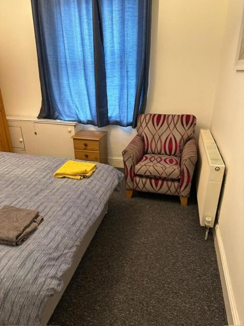 Luton Town House Near Airport Daire Dış mekan fotoğraf